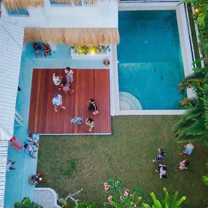 **** Hotel Guru Indonesien